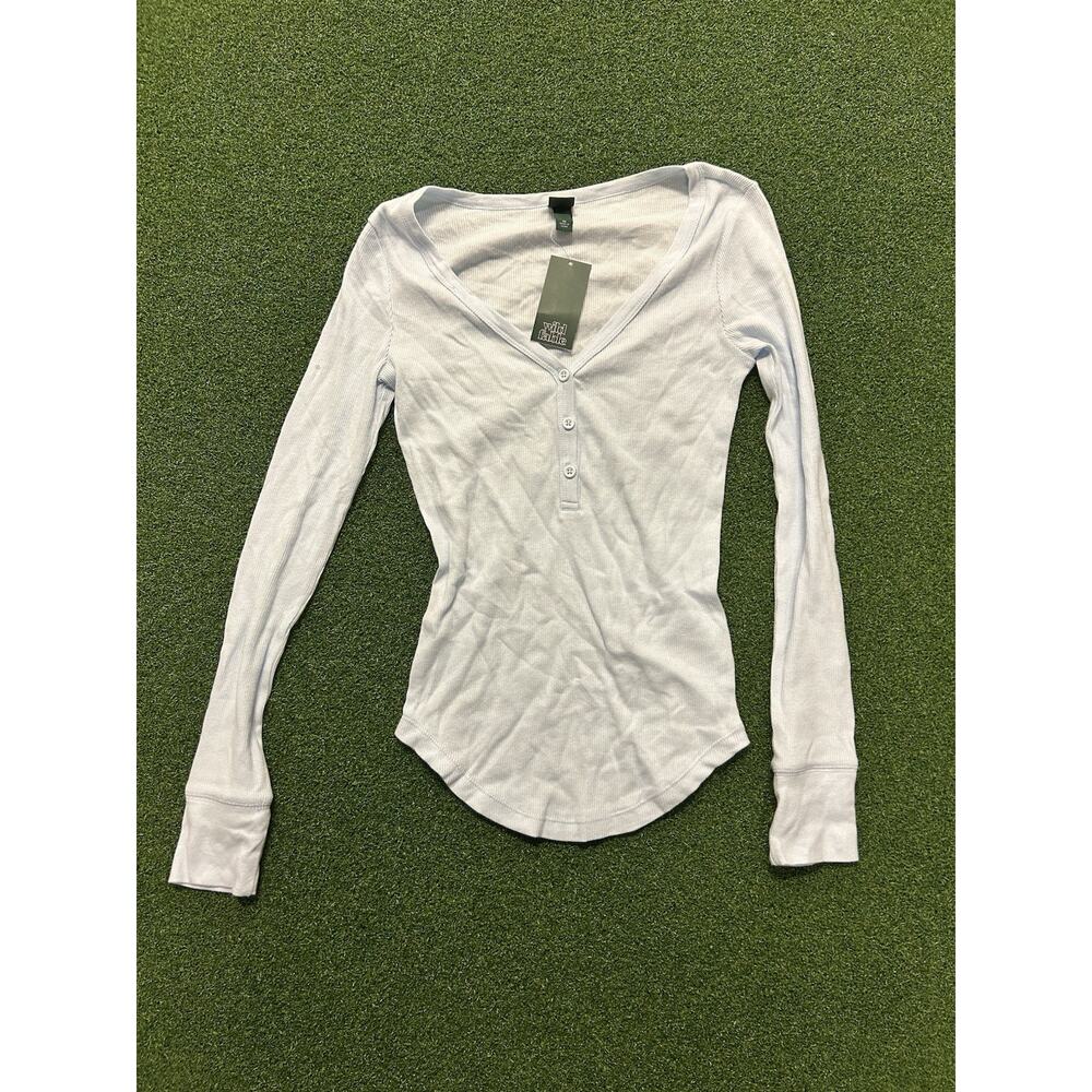 Wild Fable Henley Tee Shirt Womens XS Light Blue Long Sleeve Ribbed Cute Comfort